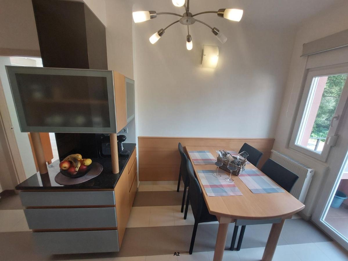 Anago Apartments زادار المظهر الخارجي الصورة